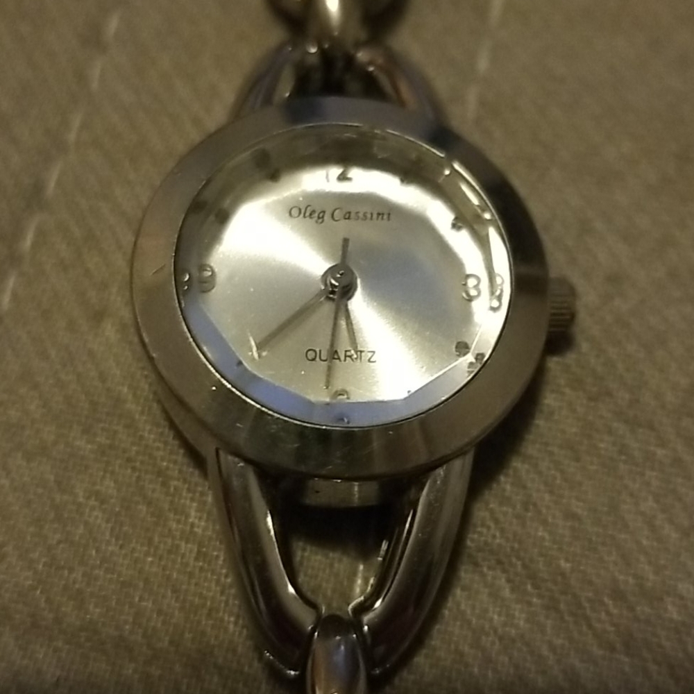 Watch - Picture 2 of 7